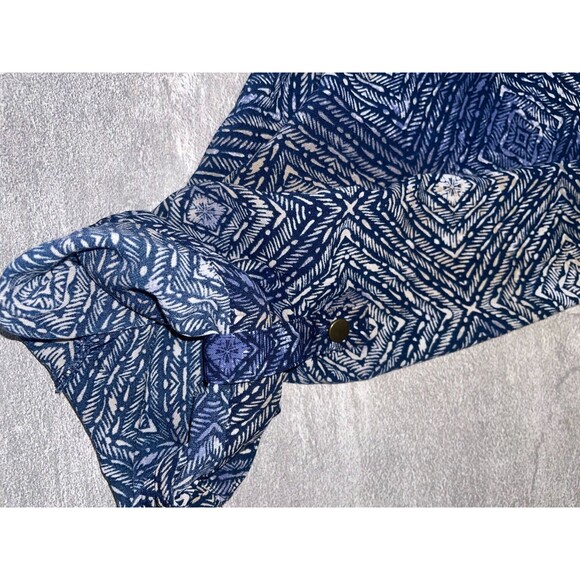 Catherine's Sz 2X 22/24 Blue Beige Medallion Roll-Tab Button-Down Career Work - Picture 7 of 8